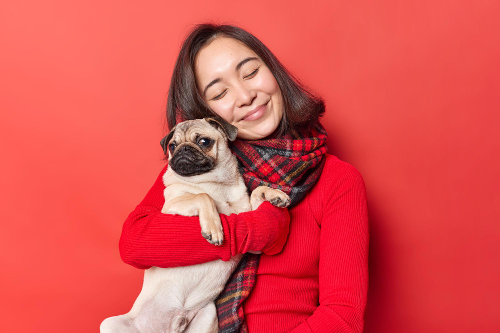 femme avec son chien