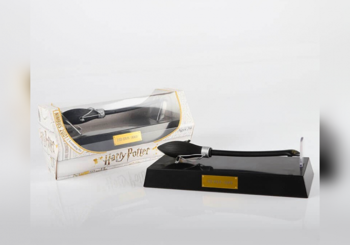 porte stylo en forme de balais harry potter